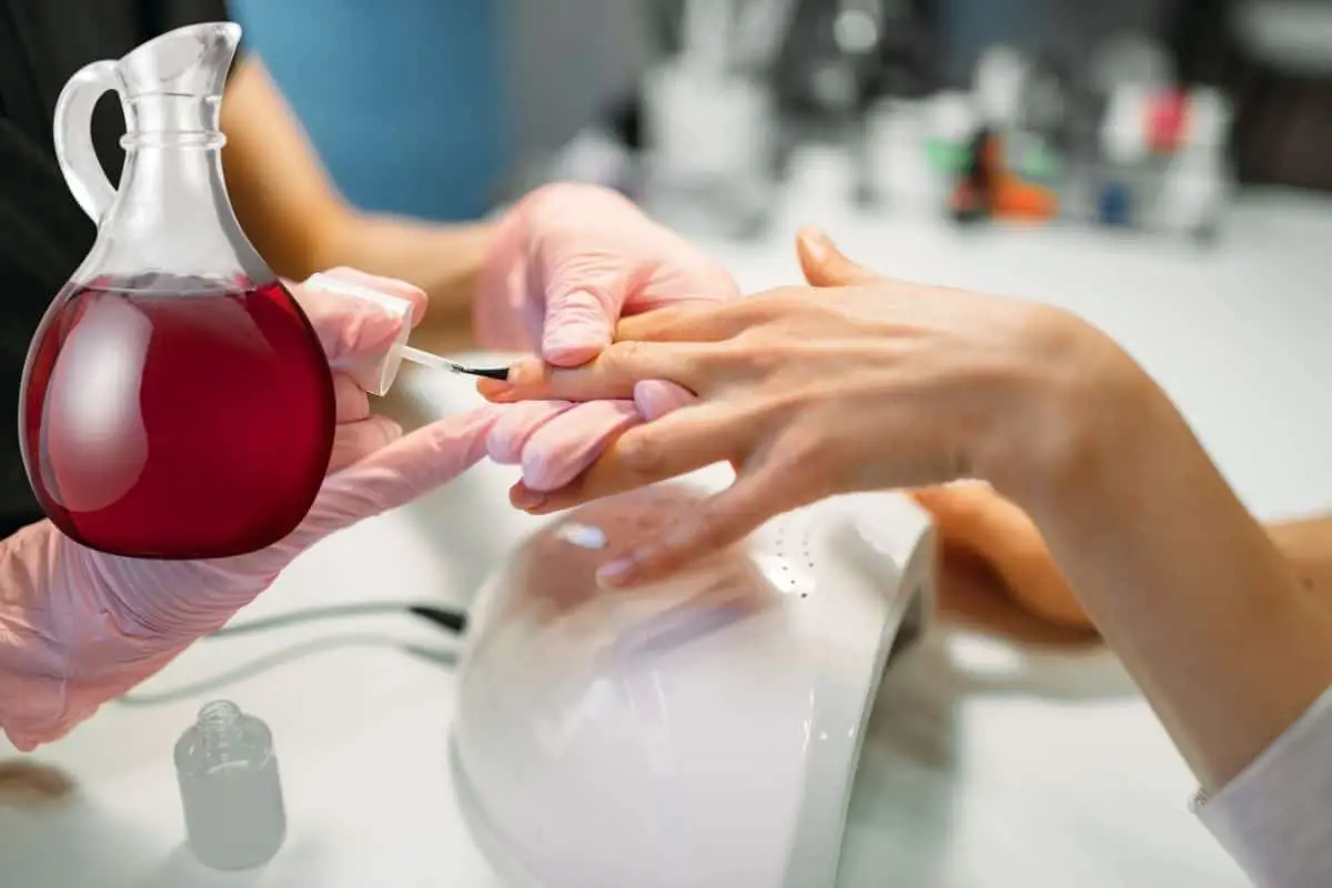 Does Vinegar Remove Acrylic Nails? (We’ve Got The Answer)