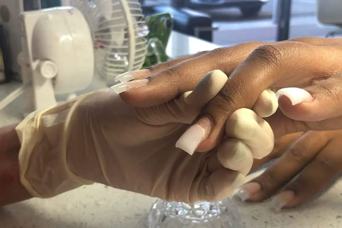 3 Things That Happen If You Don’t Use Activator for Dip Nails